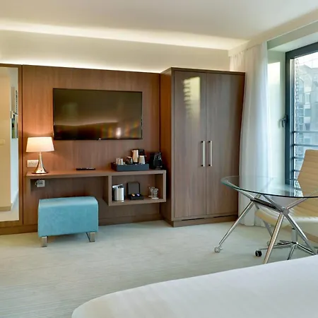 Courtyard By Marriott Eu 4* Brussels